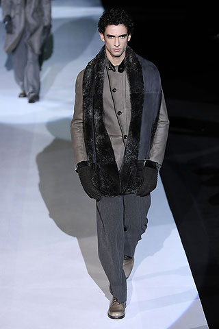 Giorgio Armani / - 2009-2010